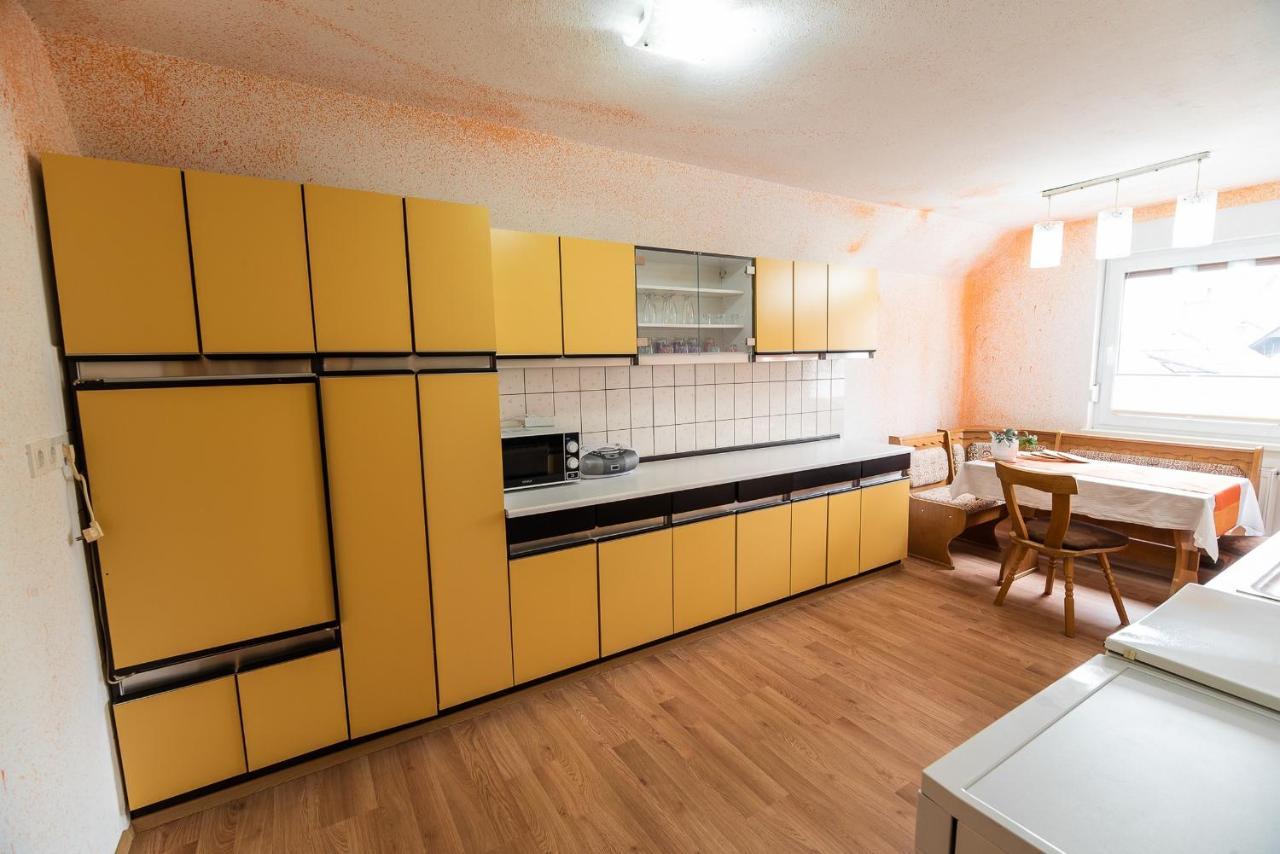 Apartment Carmen Brezje Bagian luar foto