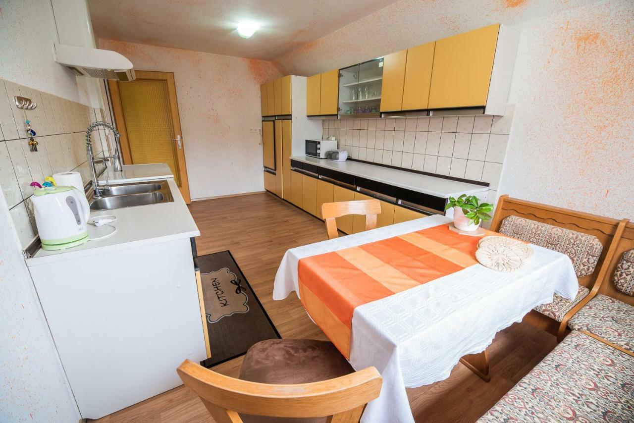 Apartment Carmen Brezje Bagian luar foto
